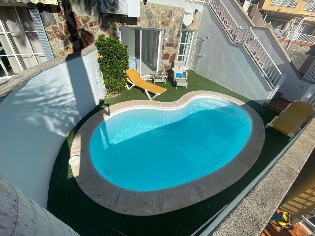 Apartamento Con Piscina Apartmán